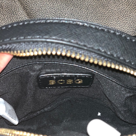 BCBG Sienna Signature Crossbody Bag - Picture 3 of 3